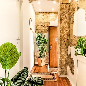 Bed & Breakfast Qaral